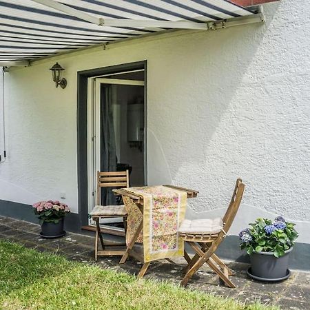 Schoenes Haus Mit Grossem Garten ゼーリゲンシュタット エクステリア 写真